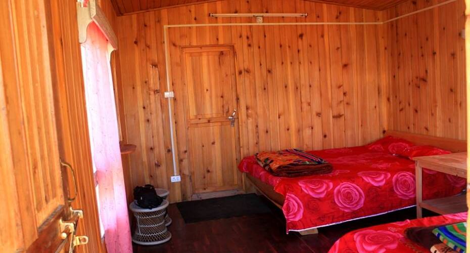 Valley Of  Flower  Resort, Rishyap 2